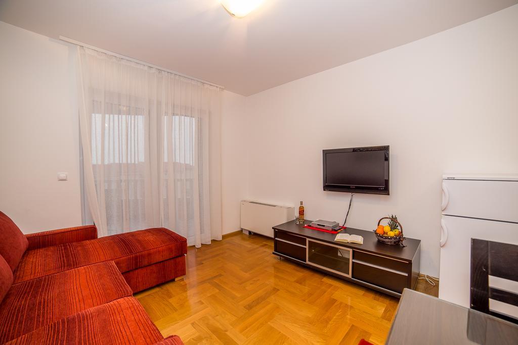 Apartments Kristina Makarska Quarto foto