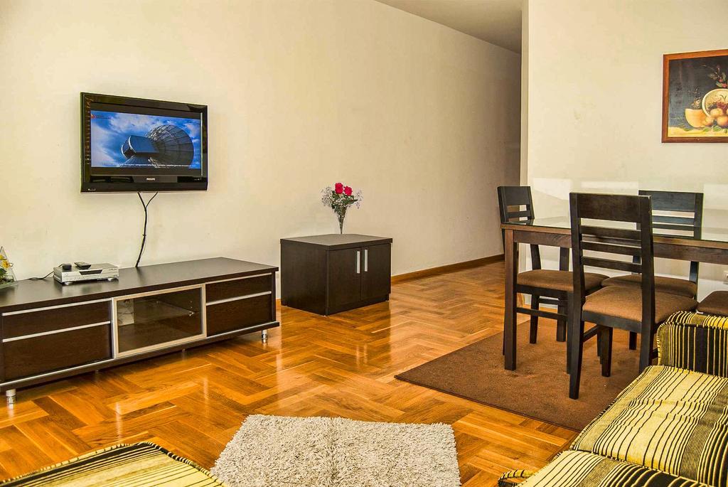 Apartments Kristina Makarska Exterior foto